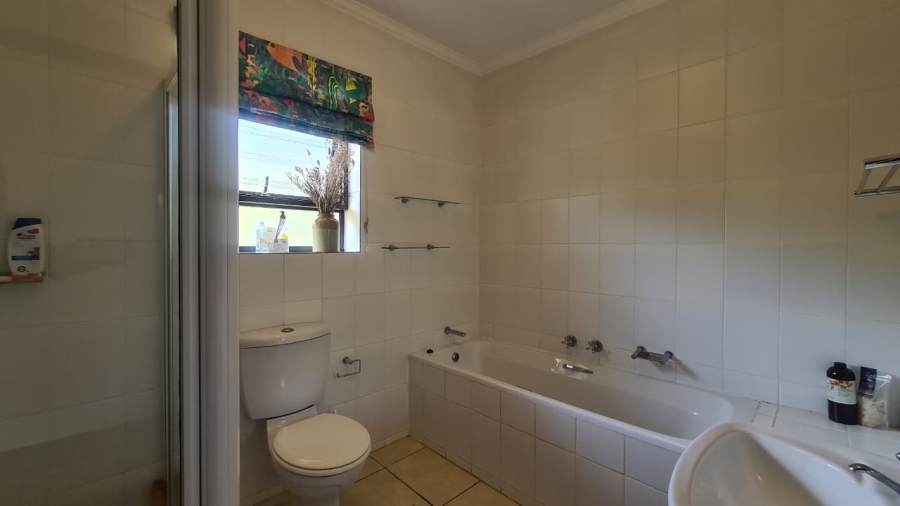 3 Bedroom Property for Sale in Merryhill Eastern Cape